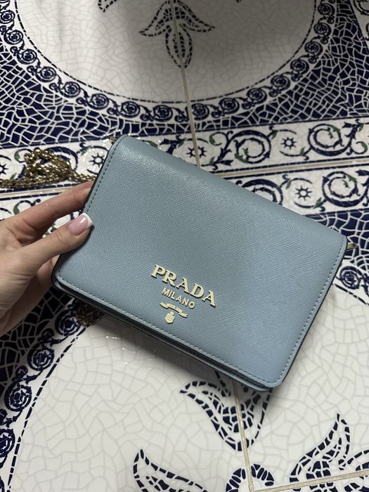 Сумка -клатч Prada