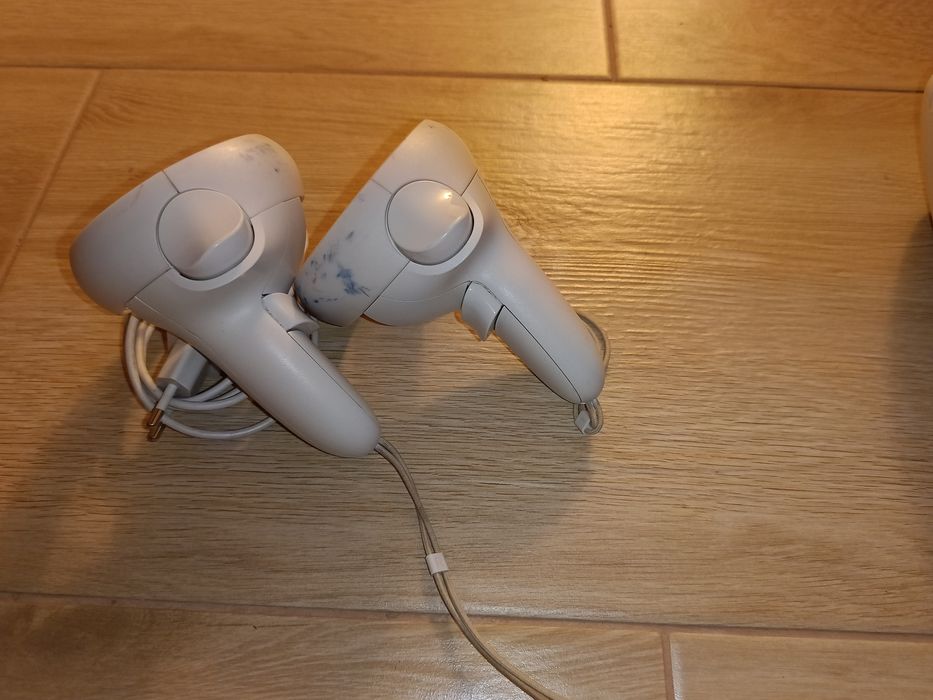 VR  Meta Oculus Quest 2 256GB.
Te 256GB pojemnosci