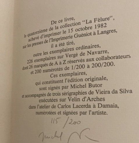 Livro com serigrafias de Vieira da Silva