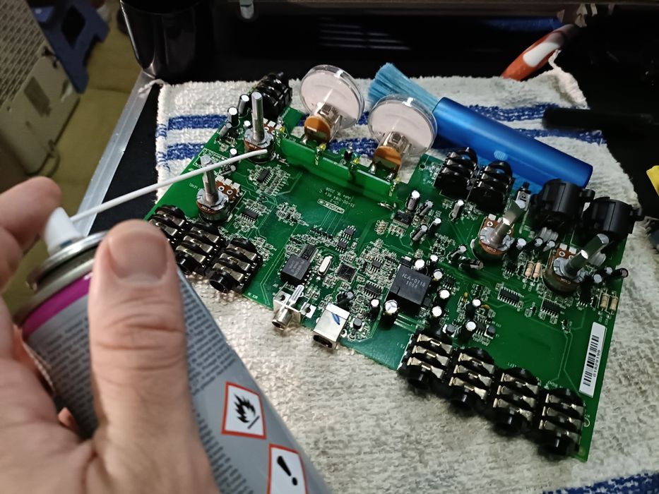 Interface de Áudio Line 6 TONEPORT UX 2