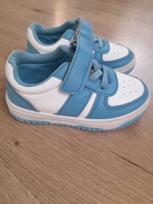 Adidaski rozm. 25