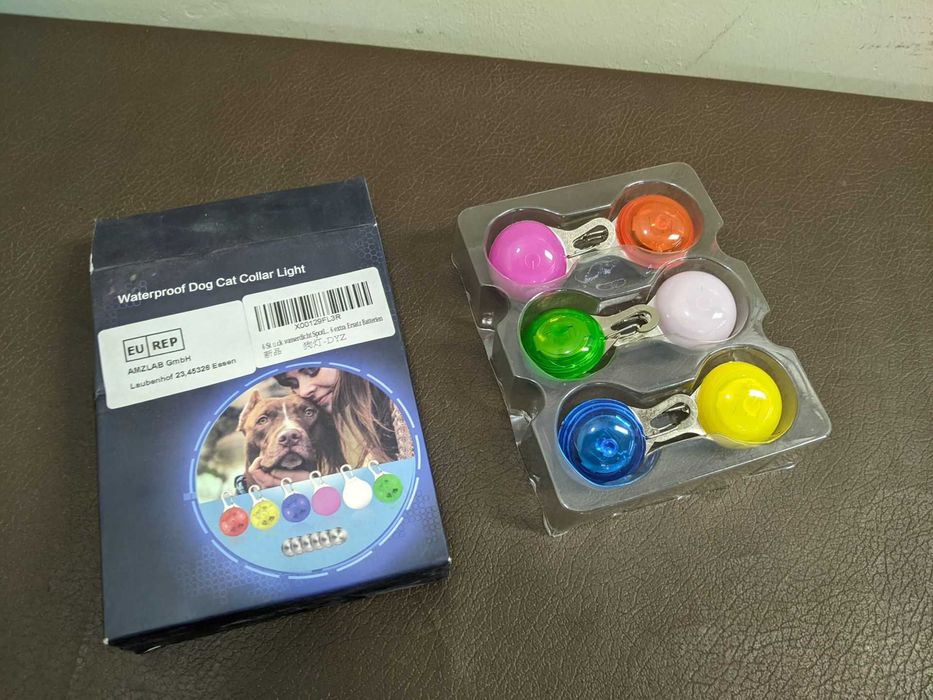 Водонепроникний світлодіодн миготливий маячок брелок для собак і котів