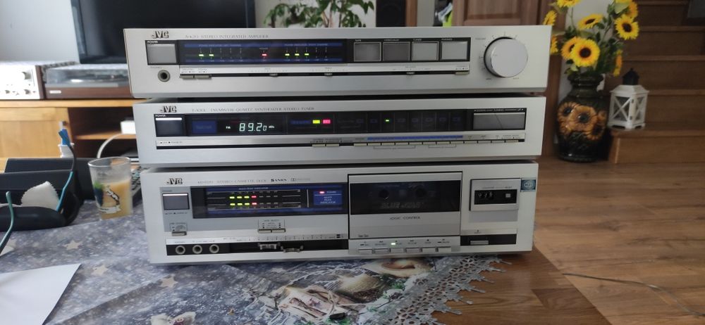 Wieża JVC wzmacniacz tuner i magnetofon