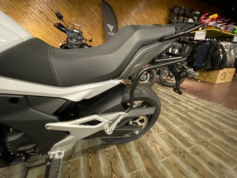 Мотоцикл CFMOTO 700MT