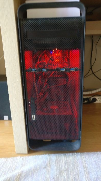 Caixa ATX mac pro426429437109882882