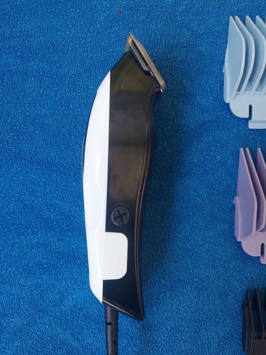 Машинка для стрижки WAHL COLOR PRO 1395 у чудовому стані