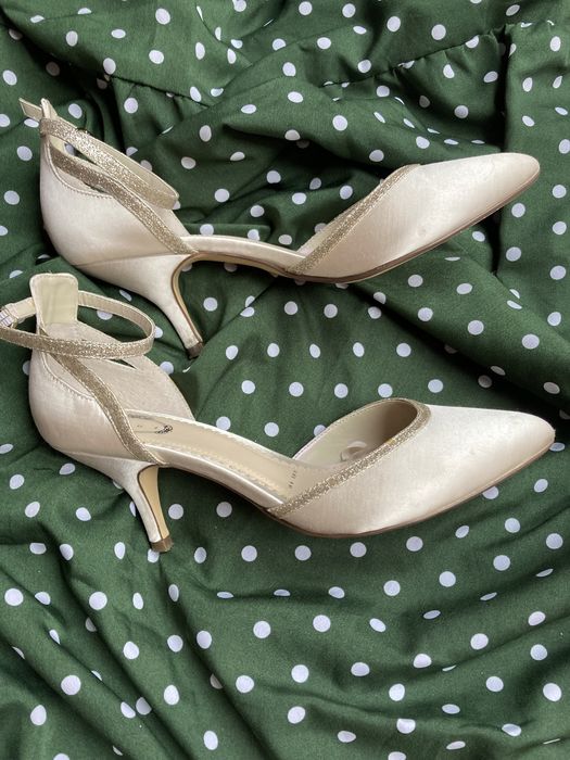 Buty ślubne ecru satynowe roz 39 roz 40