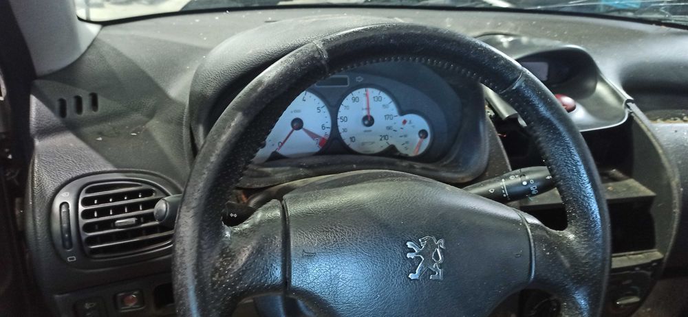Peugeot 206 SW 1.4 16V Gasolina 88 cv para peças