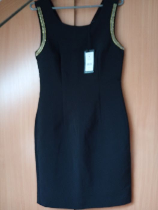 Sukienka midi czarna z lamówką r.38"Top Secret"nowa.