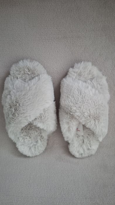 Nowe kapcie The White Company