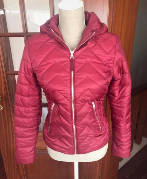 Casaco de penas novo Bershka