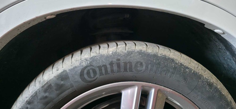 FELGI ALUMINIOWE  Z OPONAMI Zimowymi  205/55 R18 96H Continental
