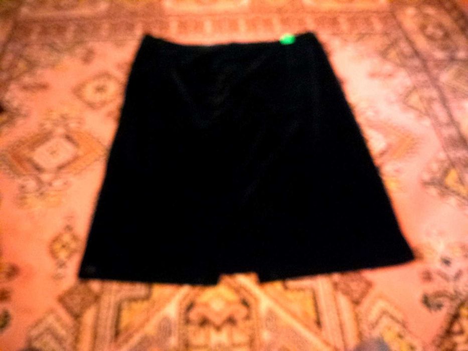 Спідниця великого розміру.