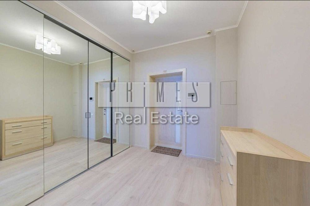 Продаж 2кім квартири на низькому поверсі в ЖК Новопечерські Липки 86м2