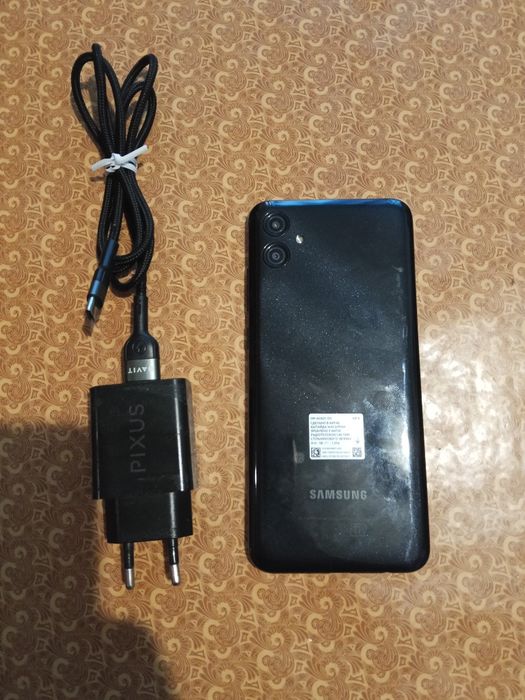 смартфон Samsung Galaxy A04e