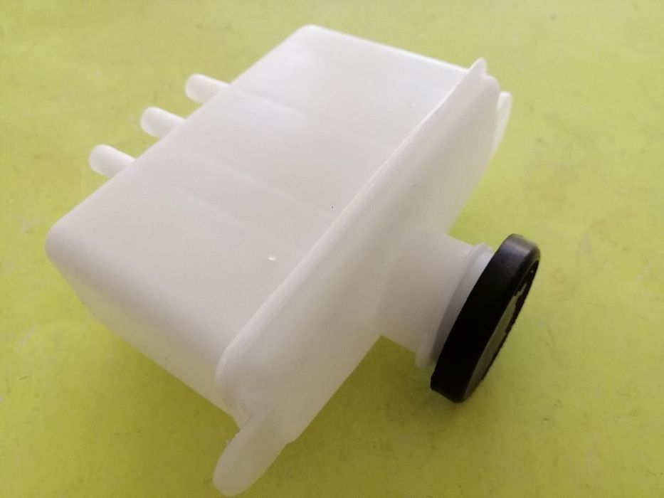 Depósito óleo travões Mitsubishi Canter MC125013 ML108068 (NOVO)