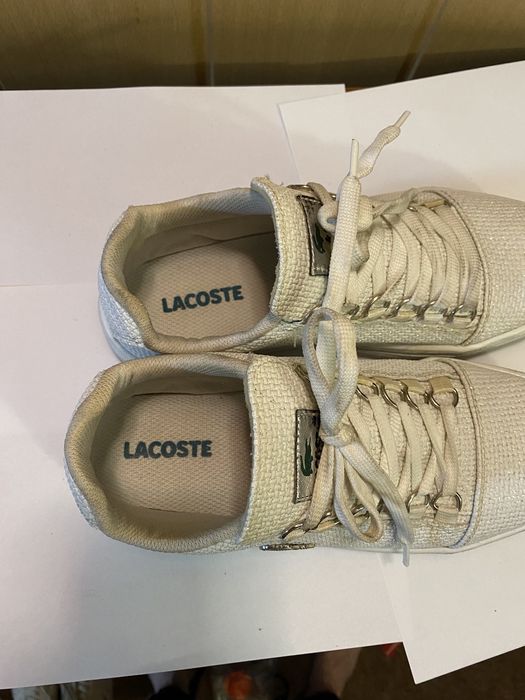 Женские кроссовки Lacoste