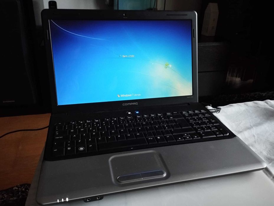 Notebook Compaq Presario CQ61 HP, a funcionar