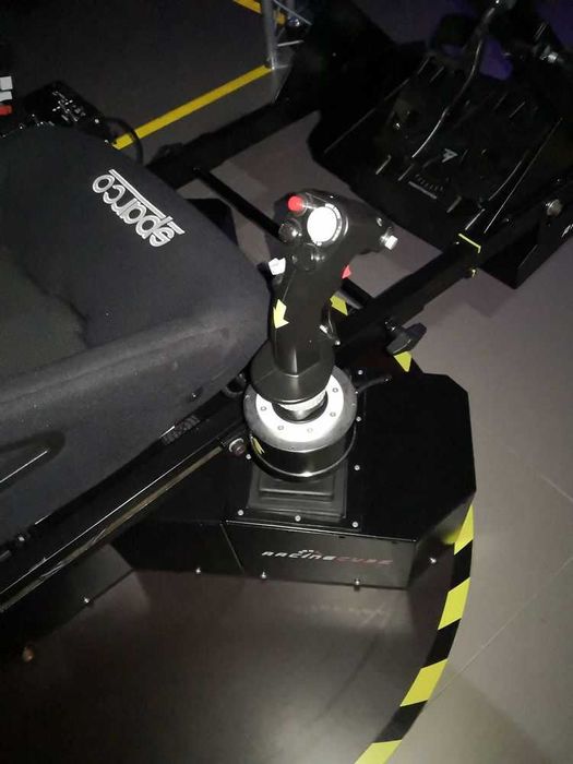 Simulador de condução RC4 4DOF