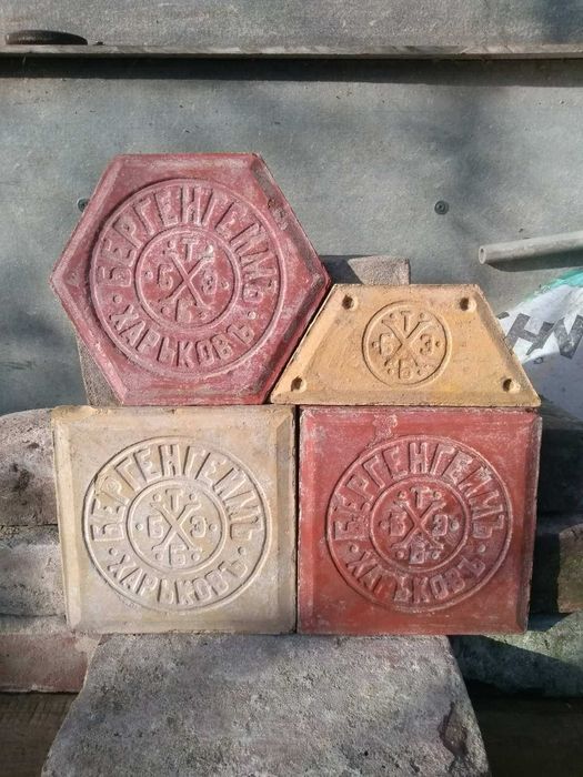 Старинная харьковская плитка