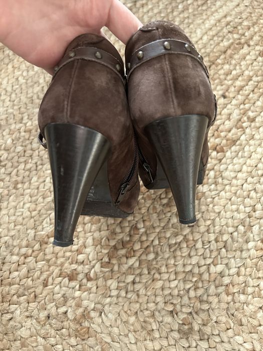 Botas/botins castanhos