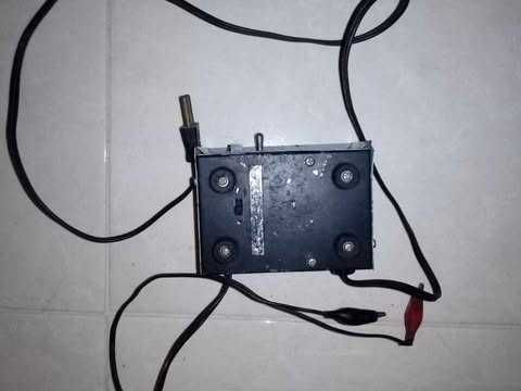 220 volts to 6 and 9 volts current converter64286621340161122