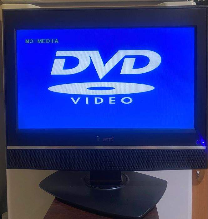 Telewizor z wbudowanym DVD