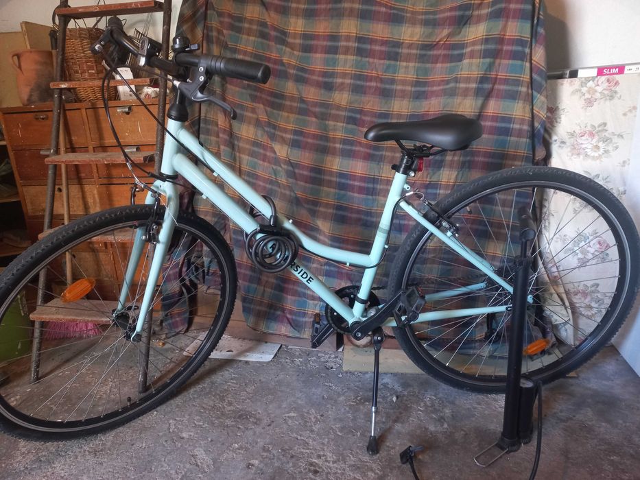 Bicicleta Riverside +  acessórios