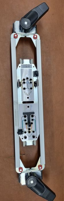 Szablon Look-Dynafit do montażu wiązań skitour