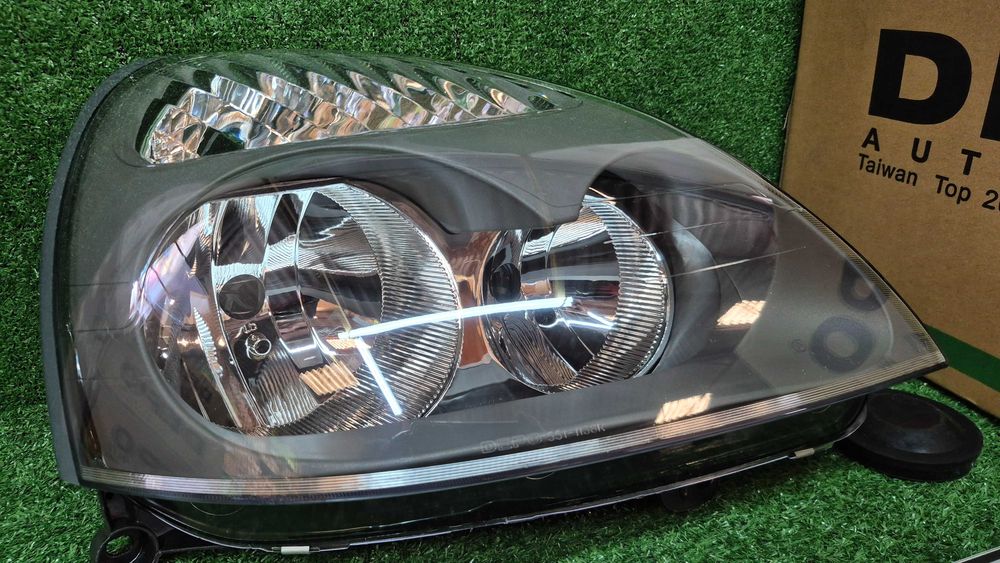 Otica Farol Direito Renault Clio II 2001 a 2004 ref 551-1138R-LDEM6 NOVO