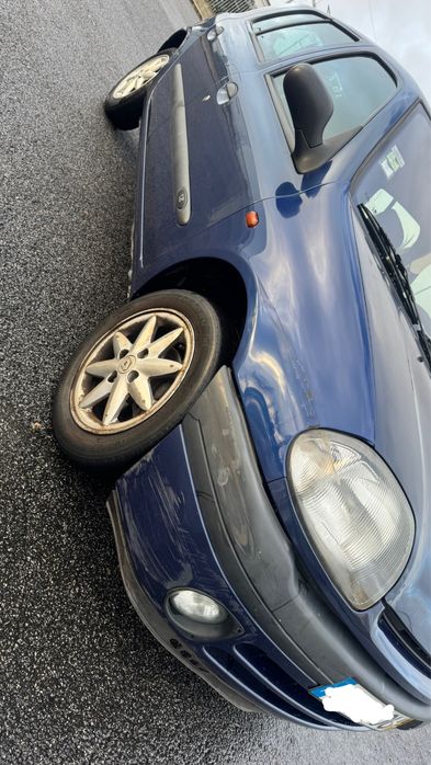 Renault clio 1.2ano 2000 inspeção em dia