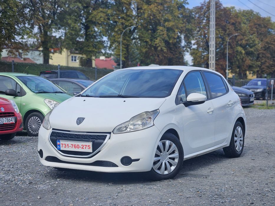 Peugeot 208