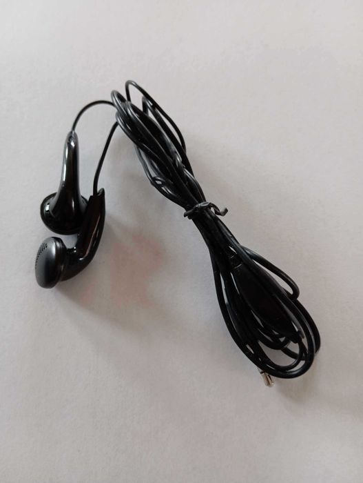 Lote 2 Auriculares com Fio Pretos Jack 3.5mm – Novos