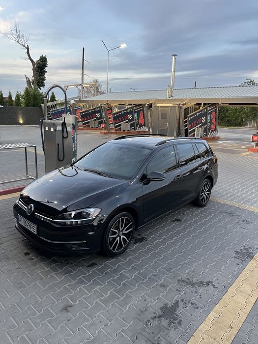 Продам Volkswagen Golf 7
