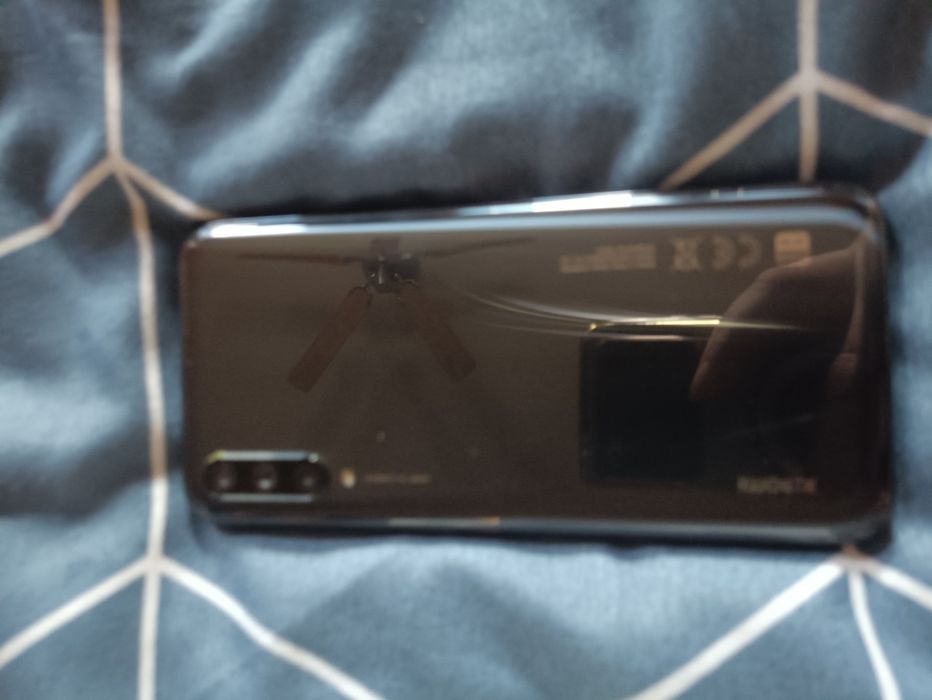 Telefon Mi A3 kind od grey