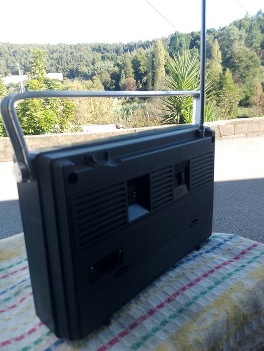 Radio Philips   bom estado