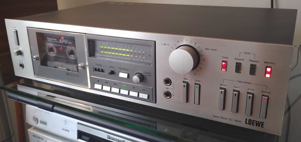 LOEWE SC-3650 Magnetofon kasetowy