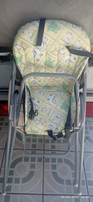 Cadeira criança/mesa impecável