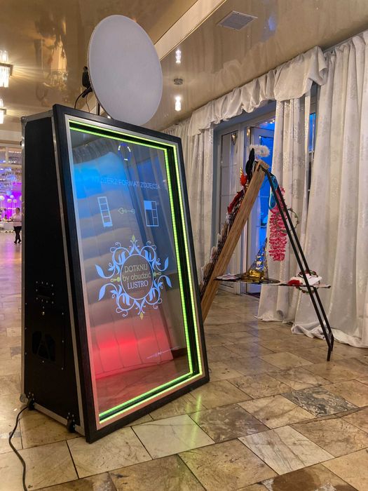 Fotobudka / fotolustro - wesele, urodziny, eventy