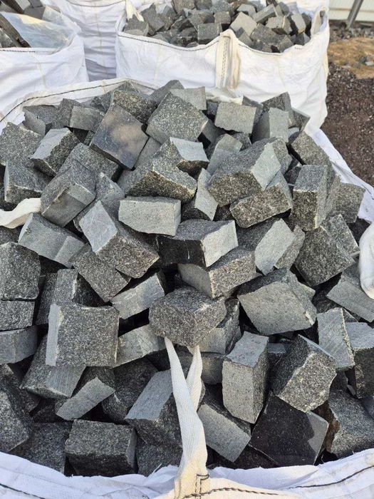 Бруківка Гранітна