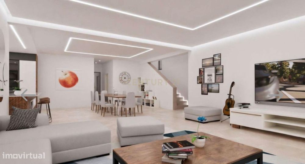 Luxuosa Moradia Nova em São Martinho, Funchal