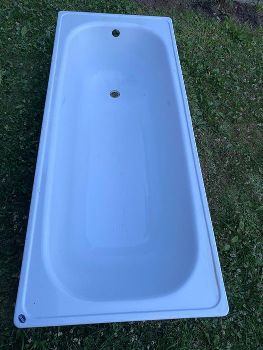 Продам б/у сталеву ванну 170/75 .