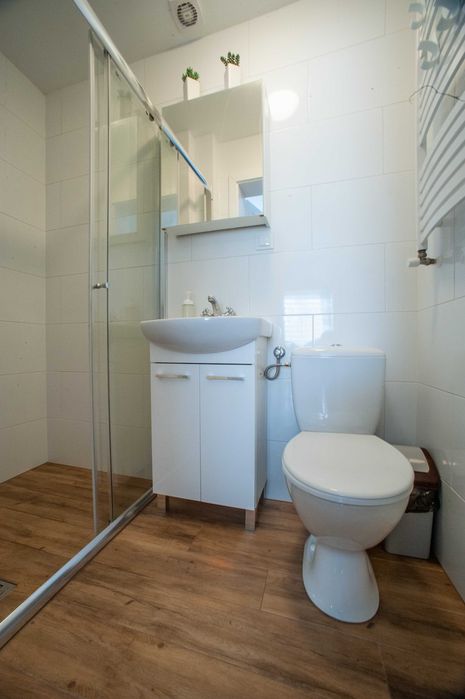 apartamenty noclegi pokoje kwatery domki  w centrum