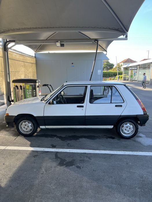 Renault 5
