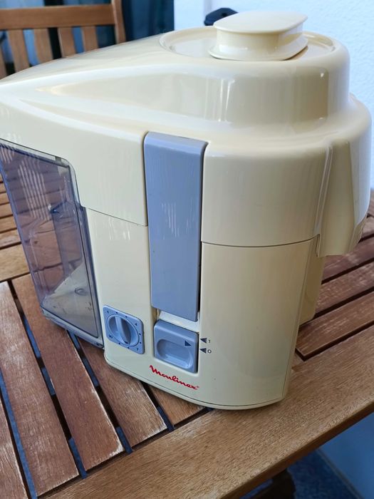 Centrifugadora Moulinex (máquina de sumos)