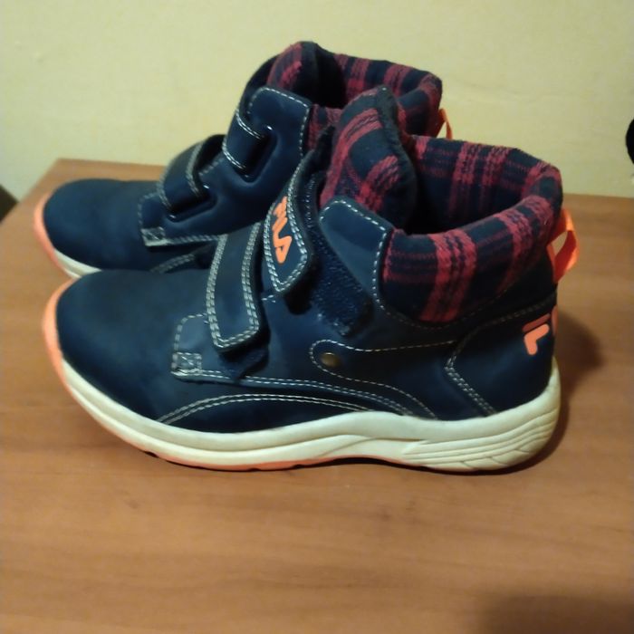 Chłopięce buty zimowe Fila rozm. 30