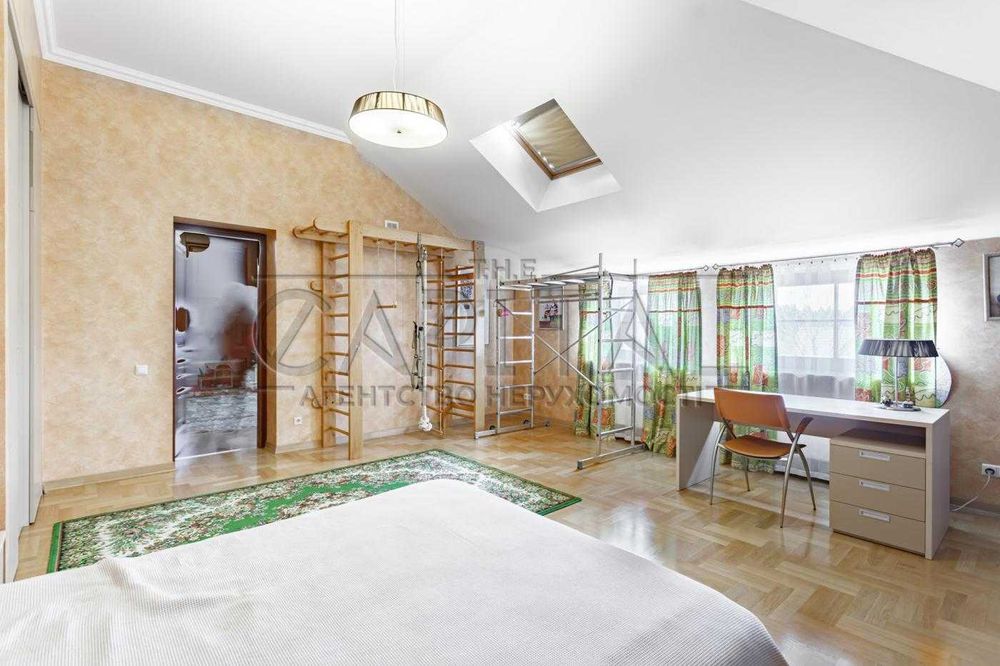 Оренда будинку з басейном та сауною, Хлепча