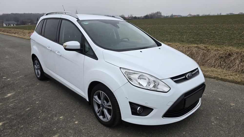 Ford Grand C-Max Niski Przebieg