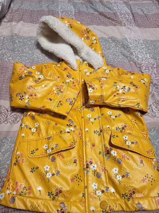 Тепла курточка на дівчинку