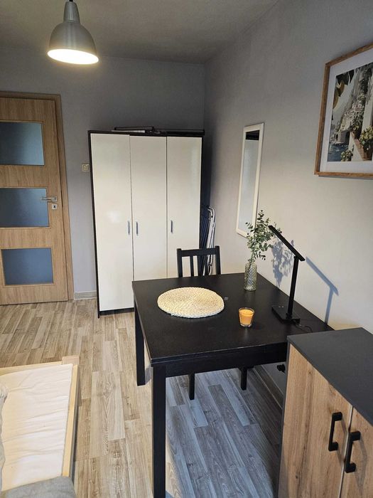 do wynajęcia pokój, ok. 10m2, os. Zwycięstwa, Winogrady